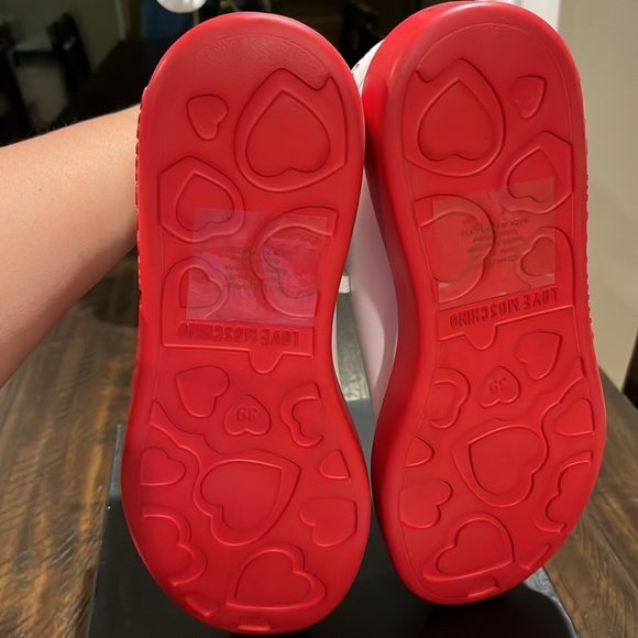 New Love Moschino Red Heart Sneakers - Picture 5 of 9